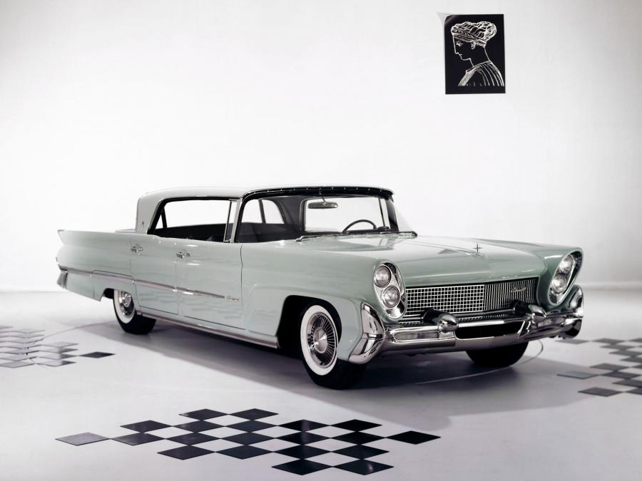  Lincoln Continental Mark III Landau 1958 года  (фото 14 из 15)